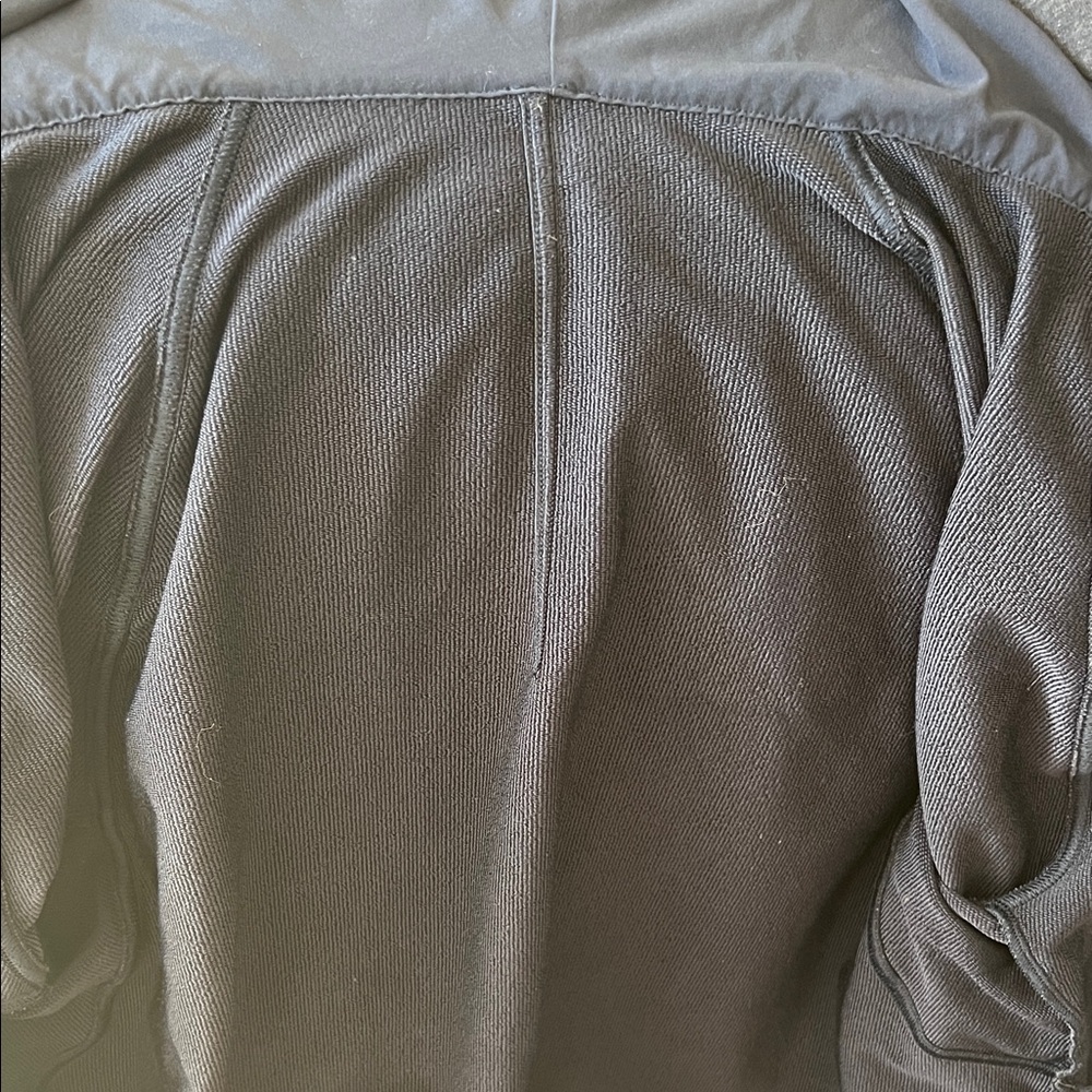 lululemon athletica Dark Blue Lightweight Jacket - Picture 5 of 6